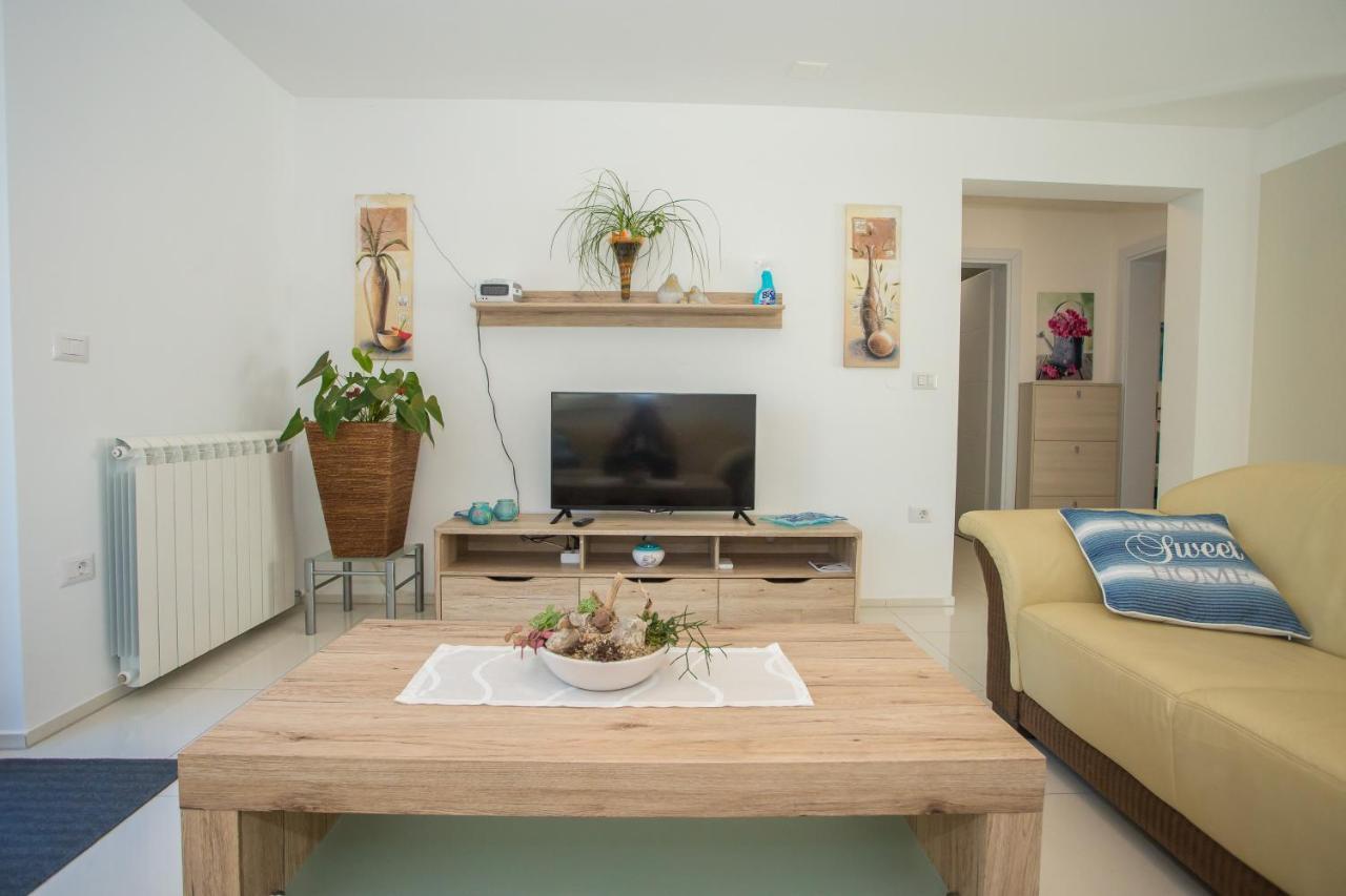 Zagar Apartment Пореч Екстериор снимка