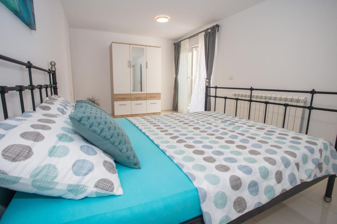 Zagar Apartment Пореч Екстериор снимка