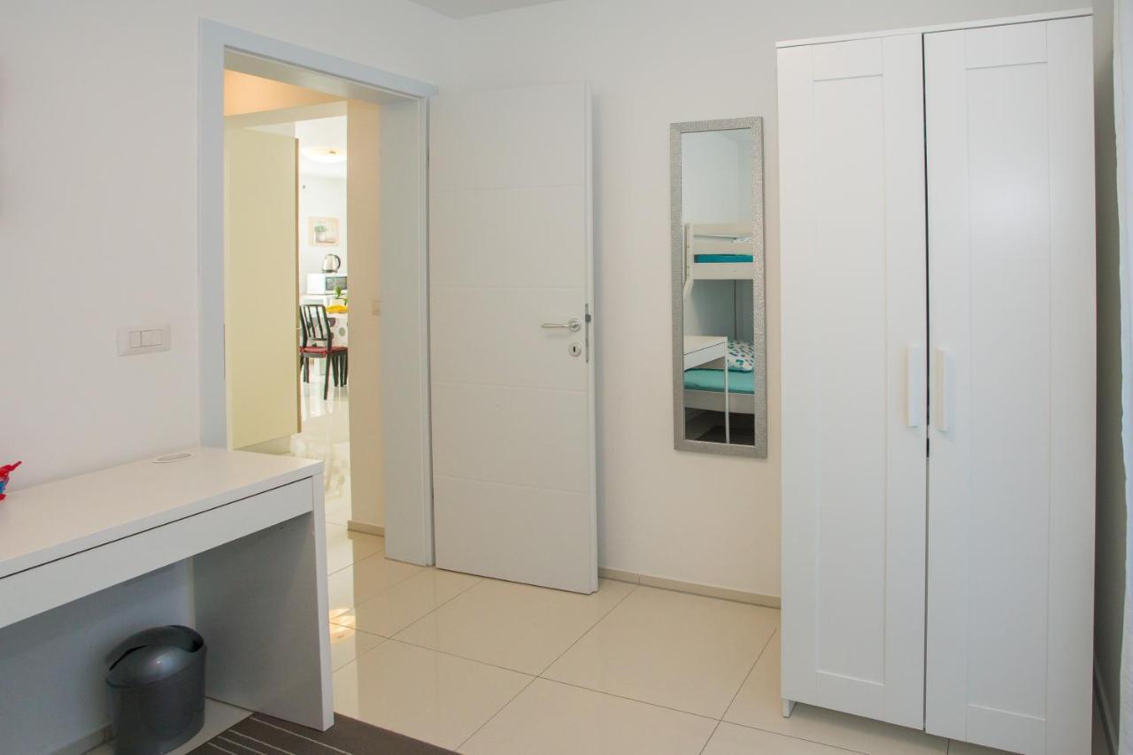 Zagar Apartment Пореч Екстериор снимка