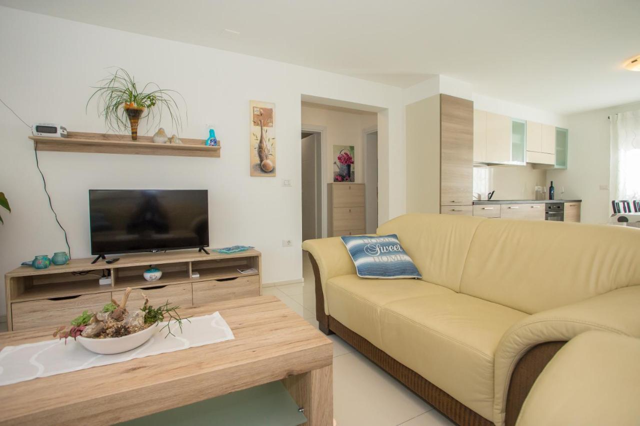 Zagar Apartment Пореч Екстериор снимка
