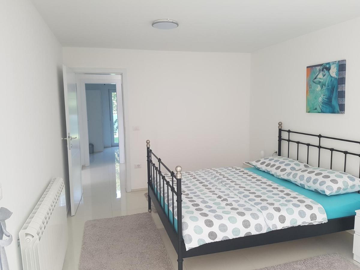 Zagar Apartment Пореч Екстериор снимка